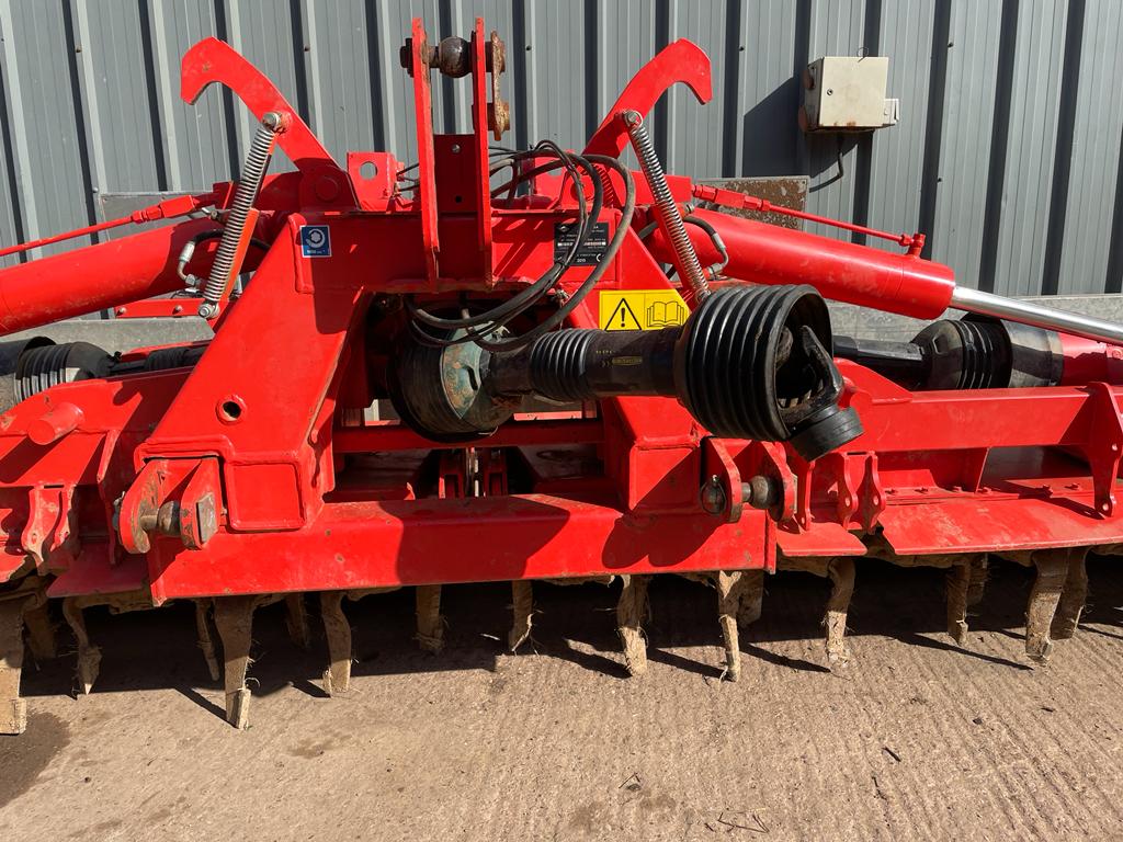 KUHN 6M POWER HARROWS